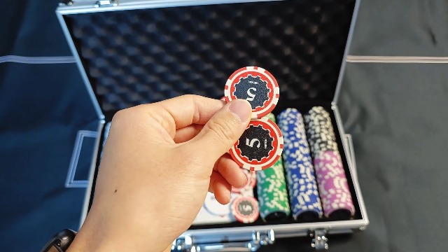 Amazon | HEITOK ポーカーチップセット 500枚 11.5g 重量 ナンバリング